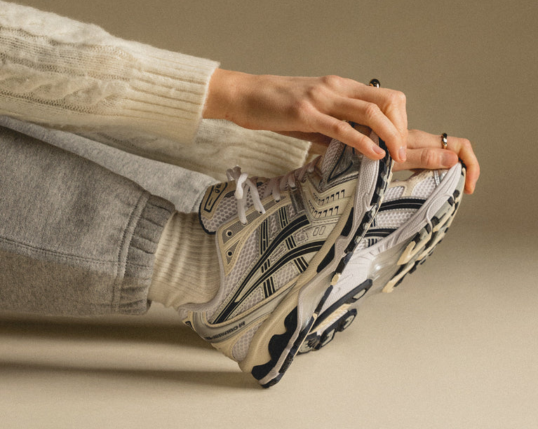 solefed's tweet photo. Ad: Sizes restocked - Women's Asics Gel-Kayano 14 'White/Midnight'

-> https://t.co/y1cGXQEBHq https://t.co/KNEUjABqTU