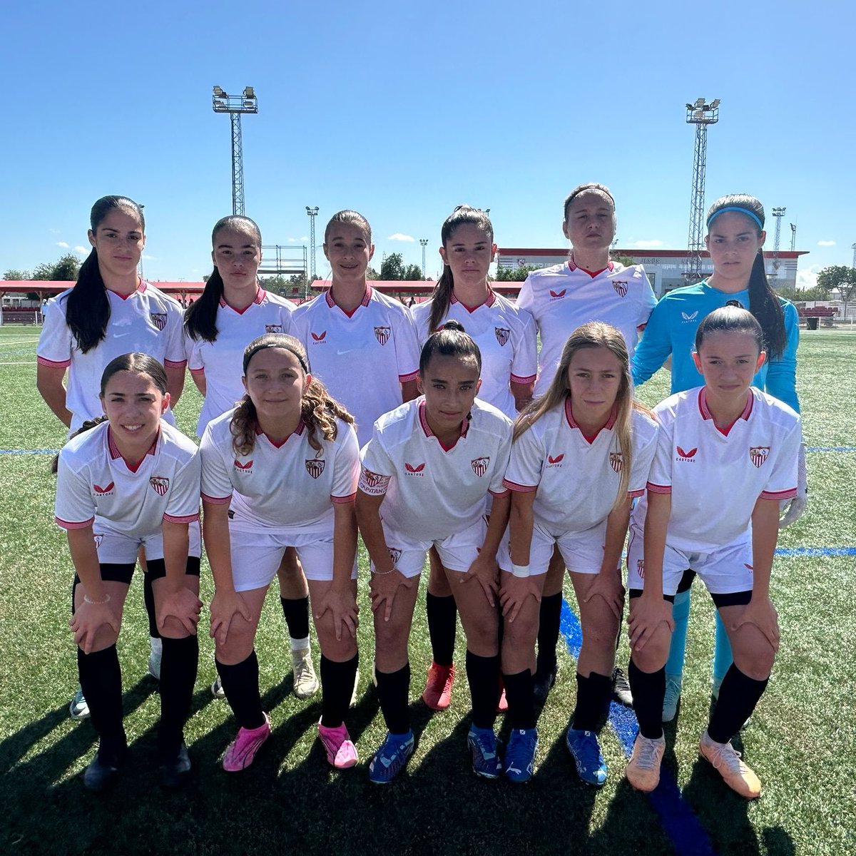 CANTERA | Derrota para las de @Dani_Montiel89 en la 3ª Andaluza Infantil masculina este fin de semana en casa ante el tercer clasificado: #SevillaFCFem Infantil ⚪️🔴 1-7 @CanteraSRB ⚽️ Ana Franco. #CanteraSevillaFC