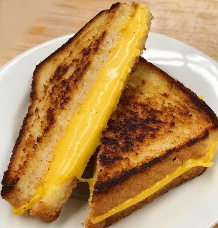 Grilled Cheese 🧀 Sandwich 🥪  homecookingvsfastfood.com 
#homecooking #food #recipes #foodpic #foodie #foodlover #cooking #hungry #goodfood #foodpoll #yummy #homecookingvsfastfood #food #fastfood #foodie #yum