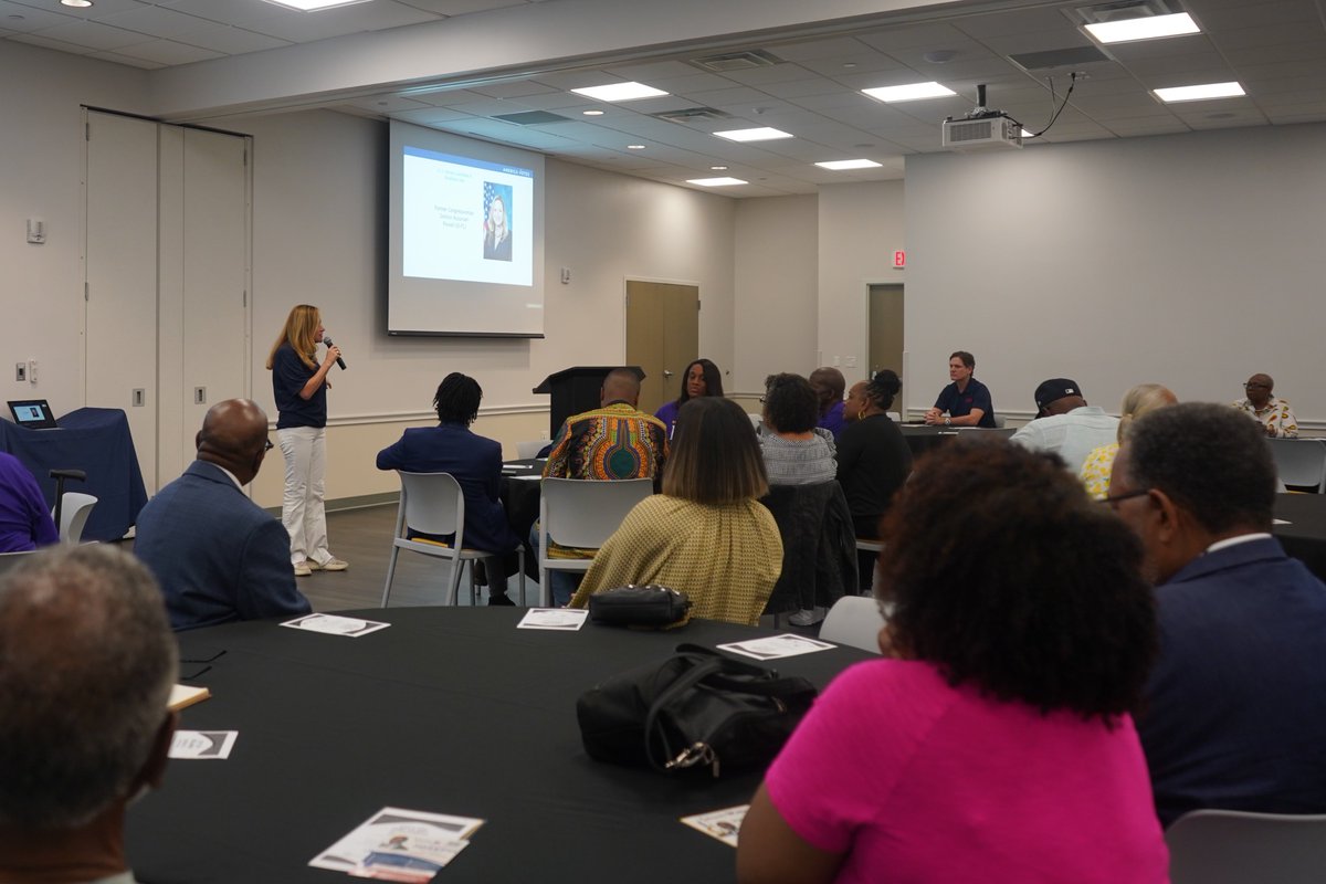 It was a full house yesterday at the Orange County Dem Black Caucus! As Senator, I'll fight to increase opportunities for Black-owned small businesses, expand voting rights, & address skyrocketing Black maternal mortality rates. Together, we'll move Florida forward!