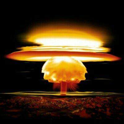 Die Grünen sind gegen Atomkraft, es sei denn, sie ist in Bomben verbaut!🧐