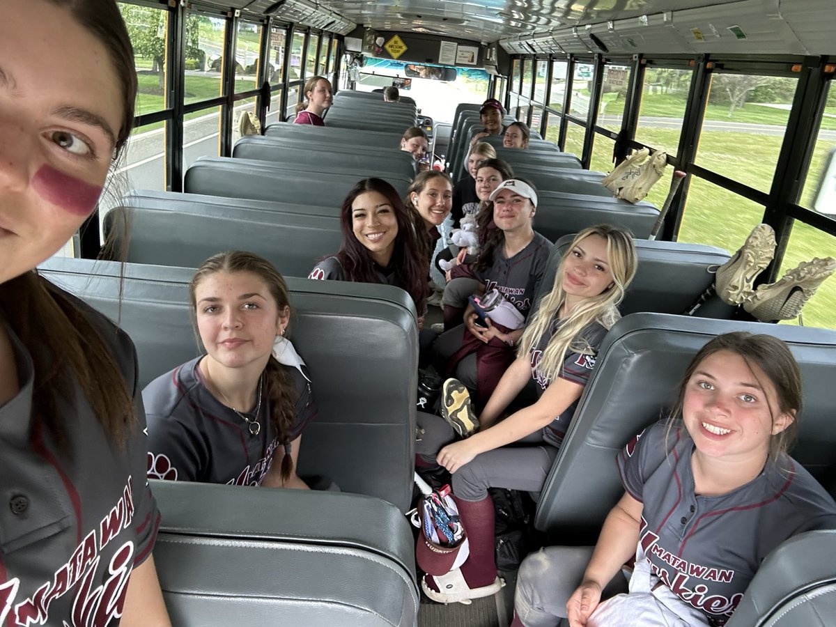 Great day Saturday for the Huskies, with a dramatic 6-5 come from behind victory vs. Marlboro scoring 2 in the 6th &amp; 2 in the 7th. Secured the victory with amazing game ending double play by Elyssa. Home runs for Ryann &amp; Maddie. Complete game, 2 earned runs for Emma in the circle