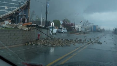 See Tornado-Ravaged Town, Moments After Hit

From The Weather Channel iPhone App #watchtheweather  weather.com/storms/severe/…