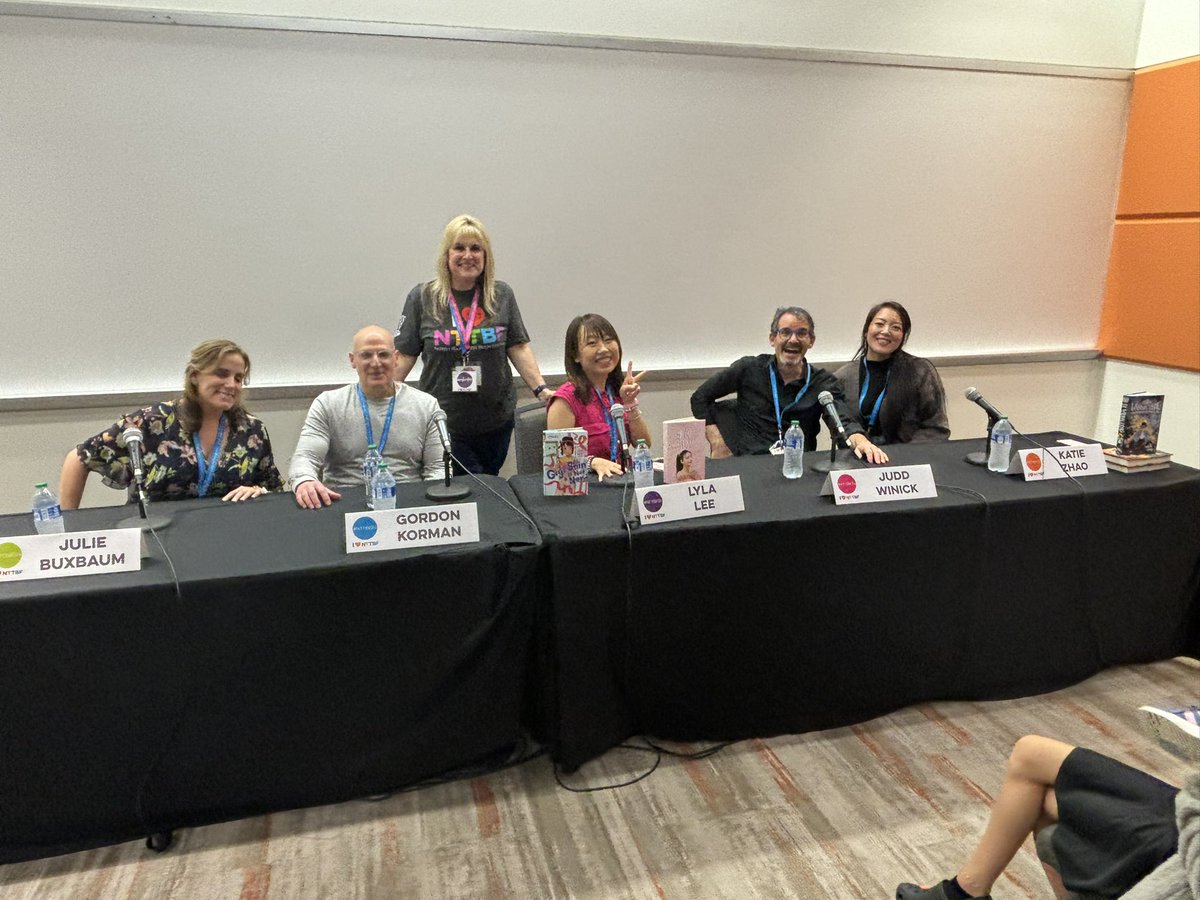 Laughed out loud a lot moderating this fun panel @nttbfest Thank you to the authors for sharing your jokes & wisdom with the readers! @literarylyla #nttbf24 #books #author #schoollibrarian #librarian