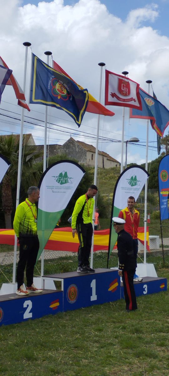 Celebrado CAMPEONATO NACIONAL MILITAR de Carreras por Montaña, en Zahara, Cádiz, Guardia Civil ORO y PLATA individual masculino. 1° Diego Gómez (Greim de Tenerife) 2° Modesto Álvarez (Cárcel de Albolote-Granada) Por delegaciones segundos tras ET 👏👏🇪🇸🇪🇸