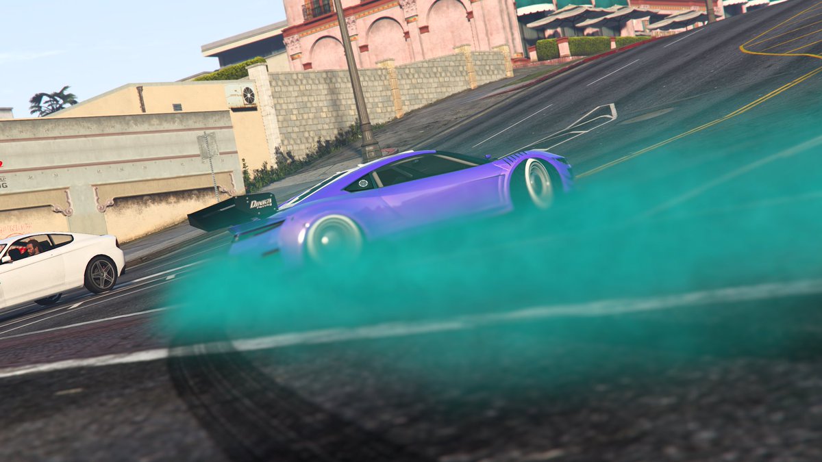 bitchbagitup's tweet image. Shit photo but I still get more bread than you nigga shut up