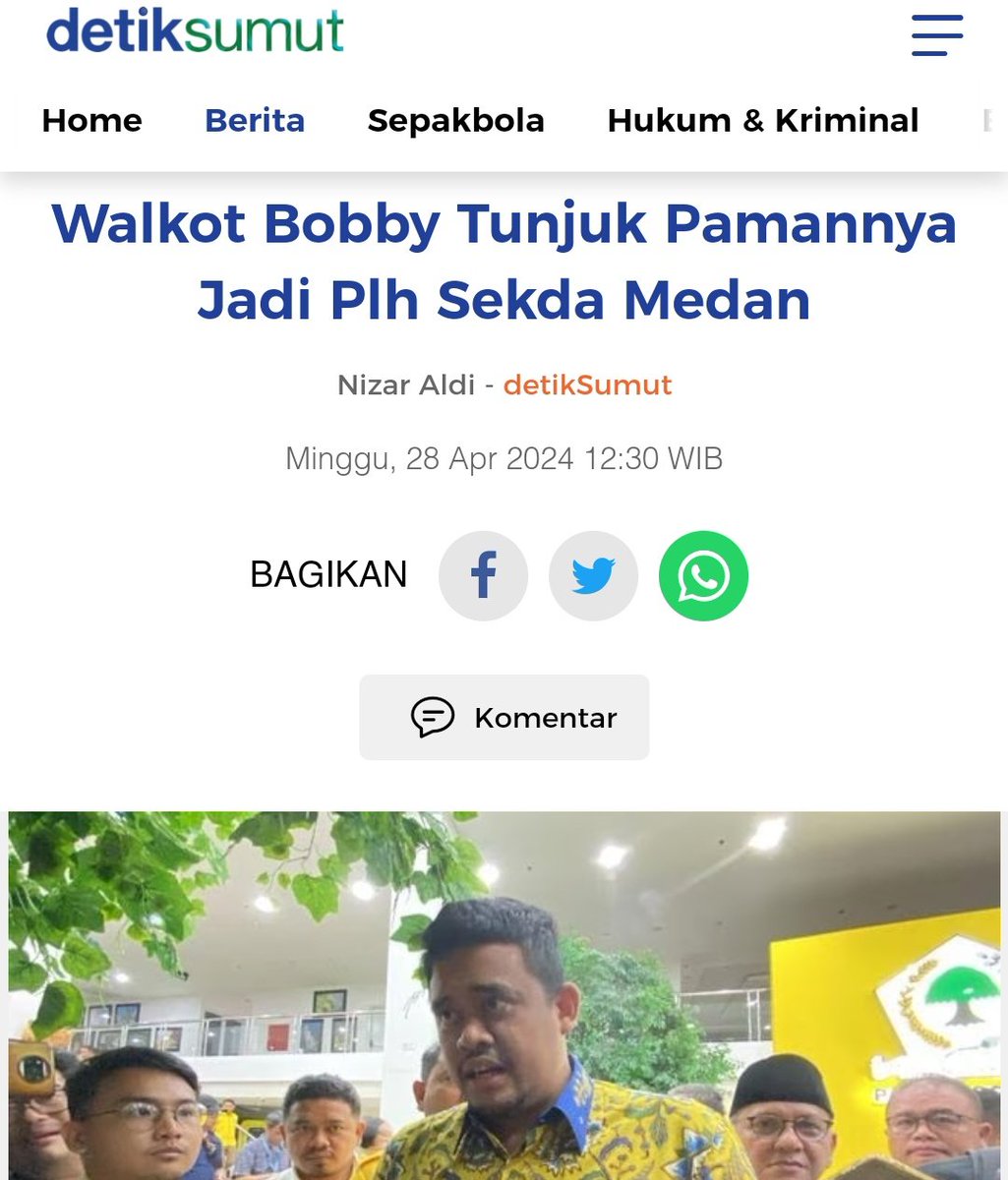 . . Astaganagaa .. Ada apasi Presiden dengan Keluarganya ini ??!! Dah kek lagi lomba-lomba buka Franchise aja . .