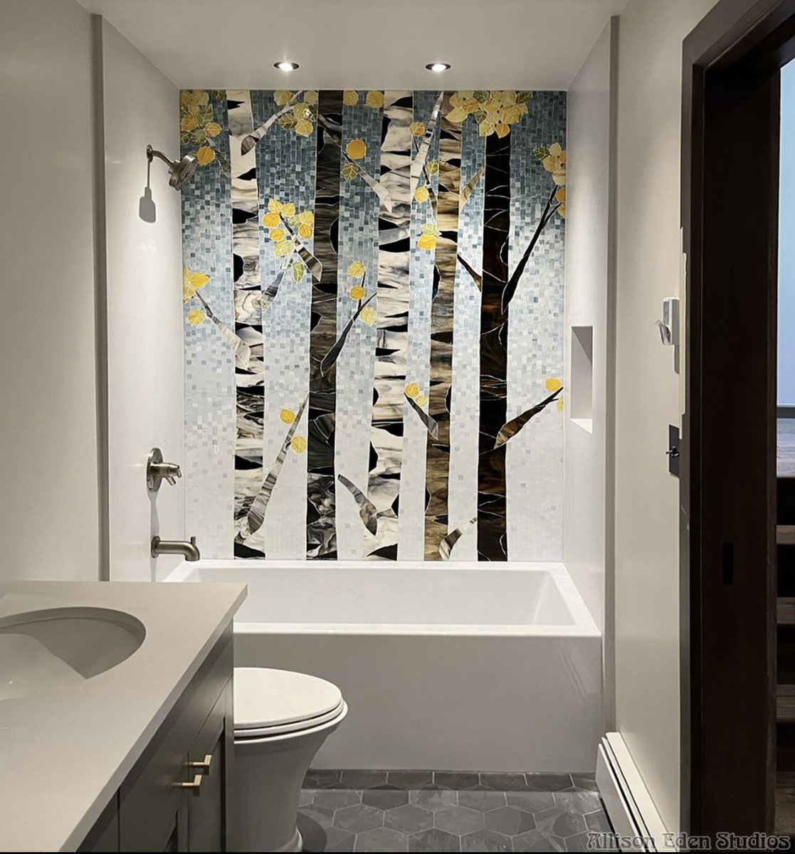 AllisonEdenArt's tweet image. Just completed stained glass mosaic aspen trees mural featured in new bath renovation project. 
Fun fact- aspen trees, because of their expansive root system, are known to be the largest living organism on Earth. 
#mosaic #aspentree #tile #design