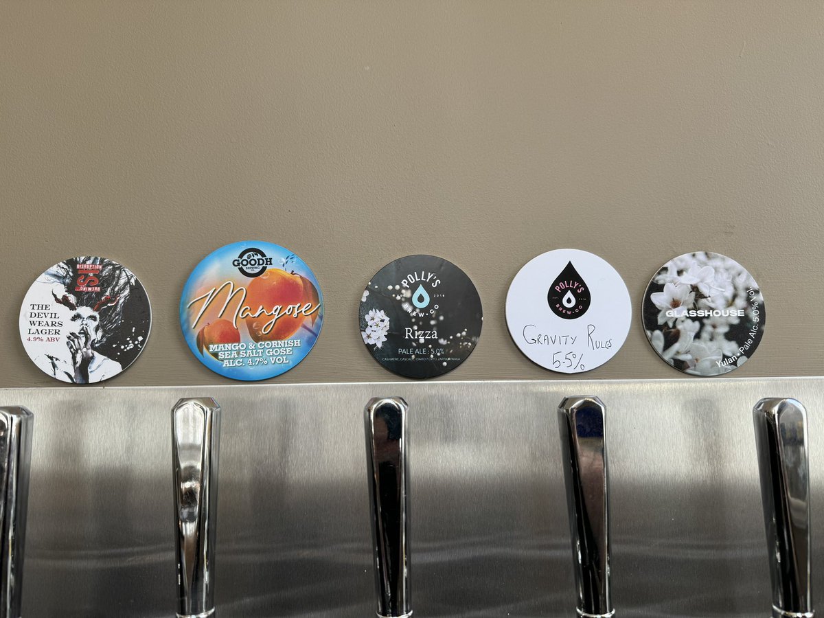 Sunday’s KeyKeg beers from 3pm to 9pm - The devil wears lager - @DisruptionIs Mangose - GOODH Rizza - @pollysbrewco Gravity Rules - @pollysbrewco Yulan - @GlassHouseBeers