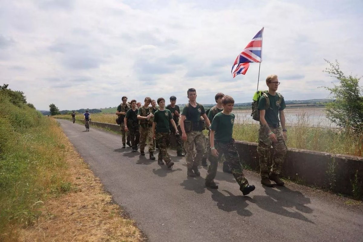 On Sat 22 June, we’re hosting The Falklands Challenge, honouring those who served in The #Falklands War in 1982. Join us for a 10-mile yomp from Instow to RMB Chivenor or take on your own route closer to home on our virtual version. buff.ly/48iiRwm #Devon #NorthDevon