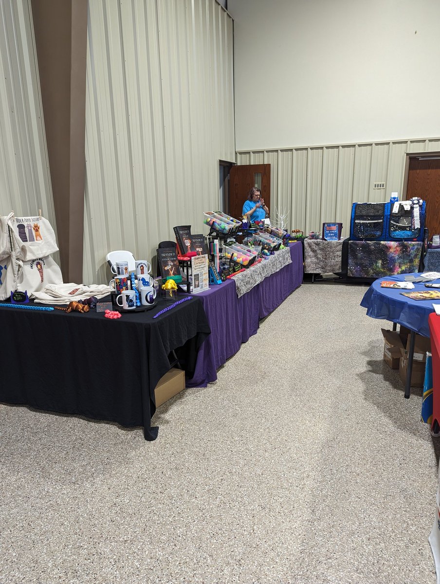 Happy Sunday morning! Here's a pic of our booth. The weather is much better today so come see it for yourself at the Blackwell Event Center.
#catshow
#selfpublished