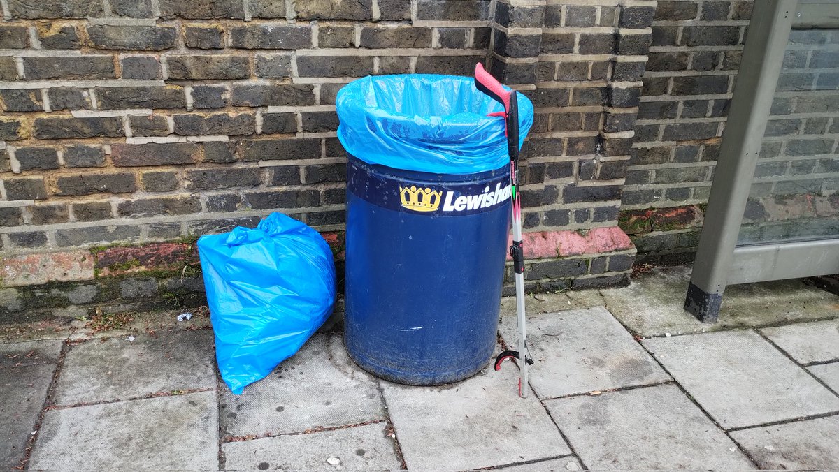 Good afternoon Bell Green. Two bags of wet litter collected with my two kids today. #litter #rubbish #bellgreen #sydenham #se26