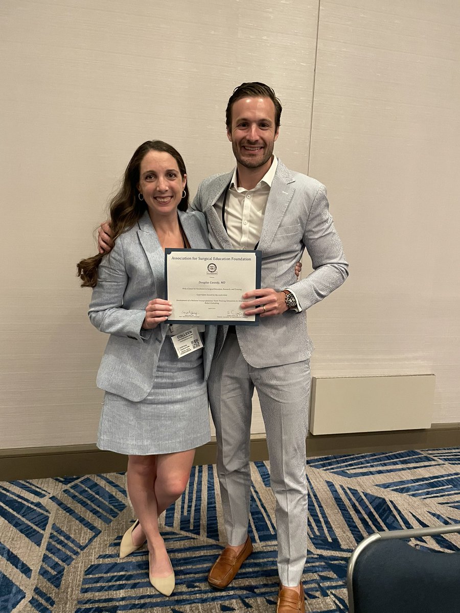 Had a great time at #SEW2024. Wonderful job by our @MUSCSurgery residents & students. Congrats to 3 residents I know who won teaching awards (@JogerstKristen, Deanna Rothman @MGHSurgery; Tiffany Brocke @WashUSurgRes) And excited about our giant robot grant through @IntuitiveSurg