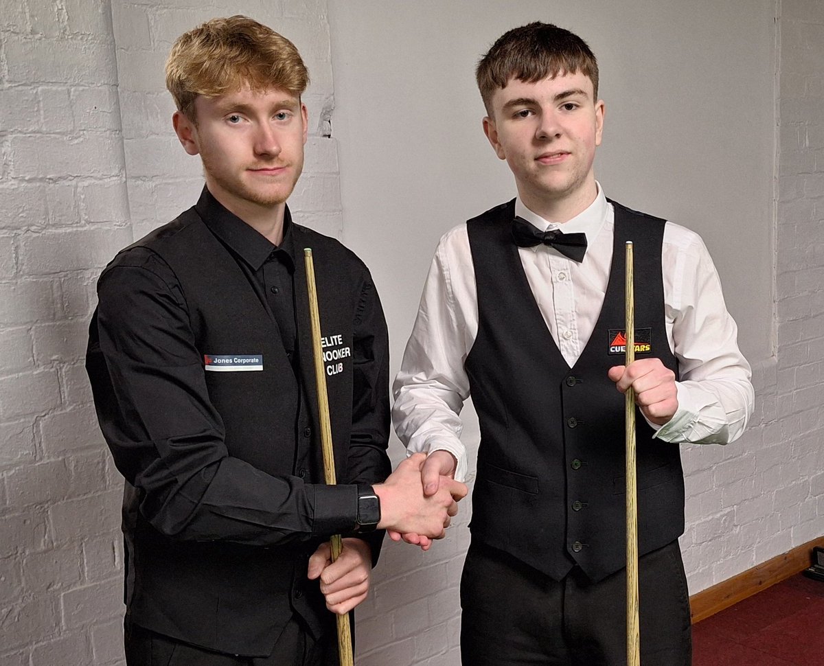 🏆 ENGLISH UNDER-21 CHAMPIONSHIP| THE FINAL 4️⃣ The semi-final contests are in progress at The Winchester Snooker Club 🤝 🔺 Paul Deaville 🆚 Aidan Murphy 🔺 Aidan Gallagher 🆚 Oliver Sykes Scores ➡️ snookerscores.net/tournament-man… #EnglishSnooker 🏴󠁧󠁢󠁥󠁮󠁧󠁿