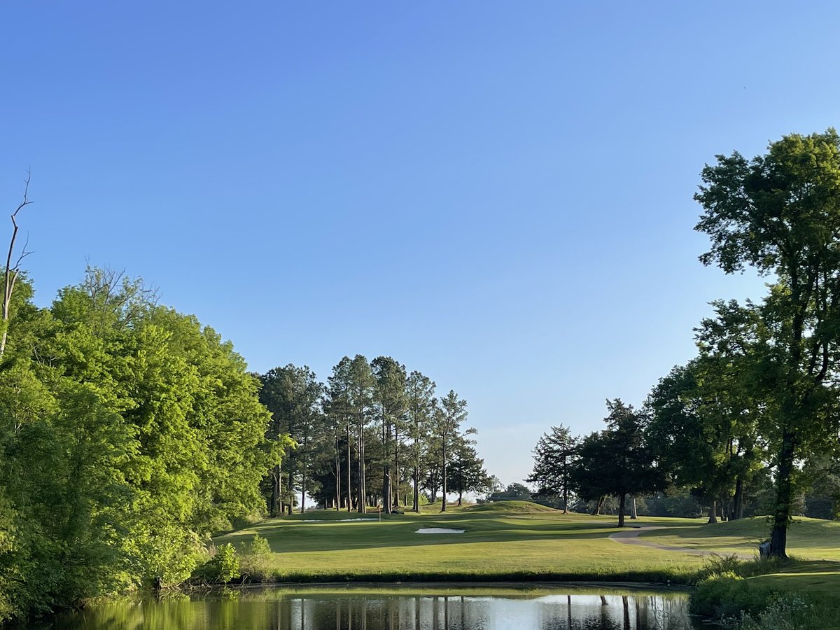 2nd day of the Bulldog Classic <a href="/MSUPGAGolfMgmt/">MSU PGA Golf Management</a> in conjunction with a local <a href="/nb3jgnc/">Notah Begay III Junior Golf National Championship</a> tournament. Good luck to all participants. Golf course is finally starting to wake up. <a href="/HailStateGC/">MSU Golf Course</a> <a href="/MSUTurfSchool/">Mississippi State Golf & Sports Turf Management</a> <a href="/MSTurfAssoc/">MSTurfAssociation</a> <a href="/LAMSGCSA/">LA/MS GCSA</a>