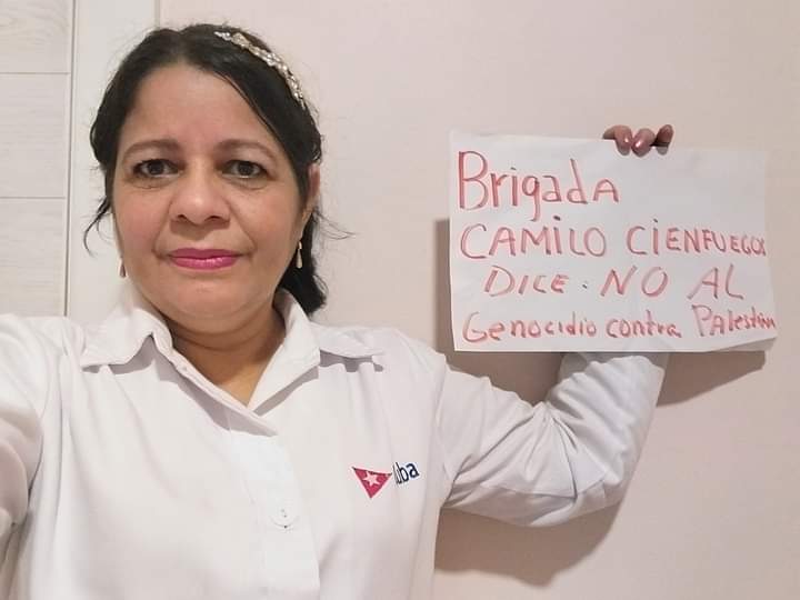 A pesar de ser un país bloqueado por más de 60 años ,la solidaridad, y el internacionalismo nos caracteriza  y define como Nación no compartimos lo que nos sobra sino lo que tenemos.
#MejorSinBloqueo 
#BMCenBelice