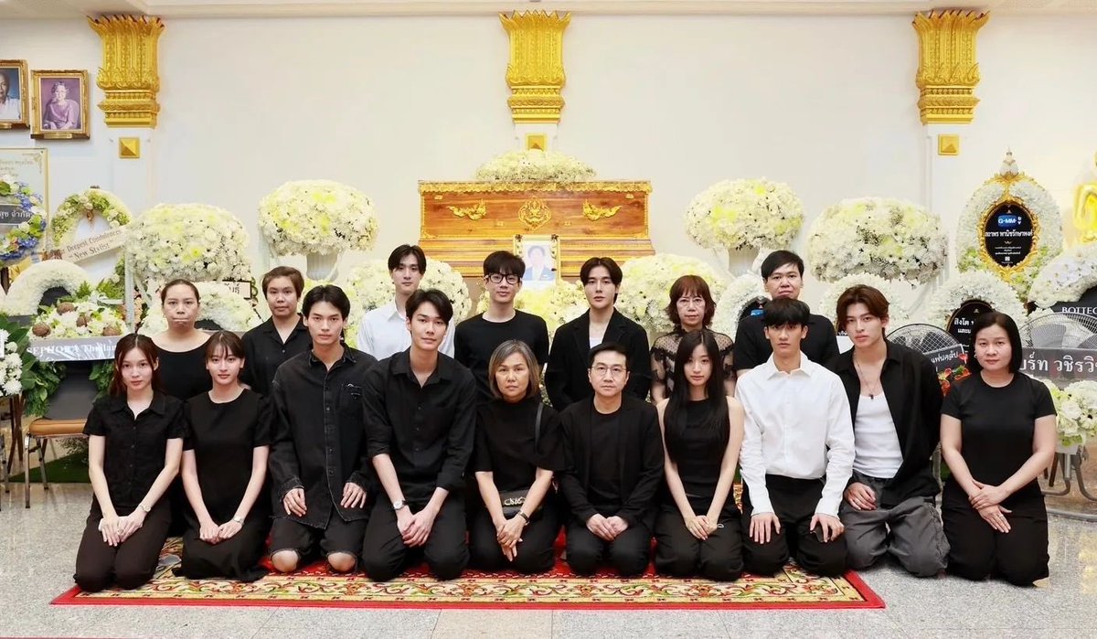 nong Dew &amp; Family 🙏🏻🤍
cr. gmmtv 

#winmetawin