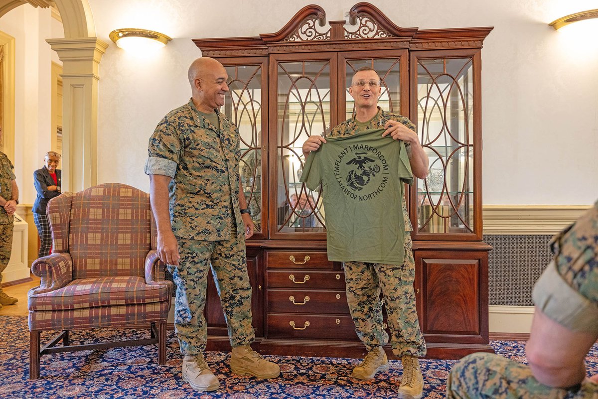 U.S. Marine Corps Lt. Gen. Leonard F. Anderson IV, @marforres and @marforsouth commander, led a discussion on reserve opportunities and capabilities at a #USMC professional military education event in Norfolk, VA on April 25, 2024. marforres.marines.mil