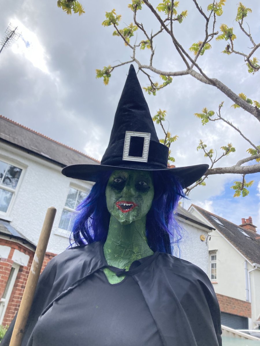 Karen Edwards tweet media