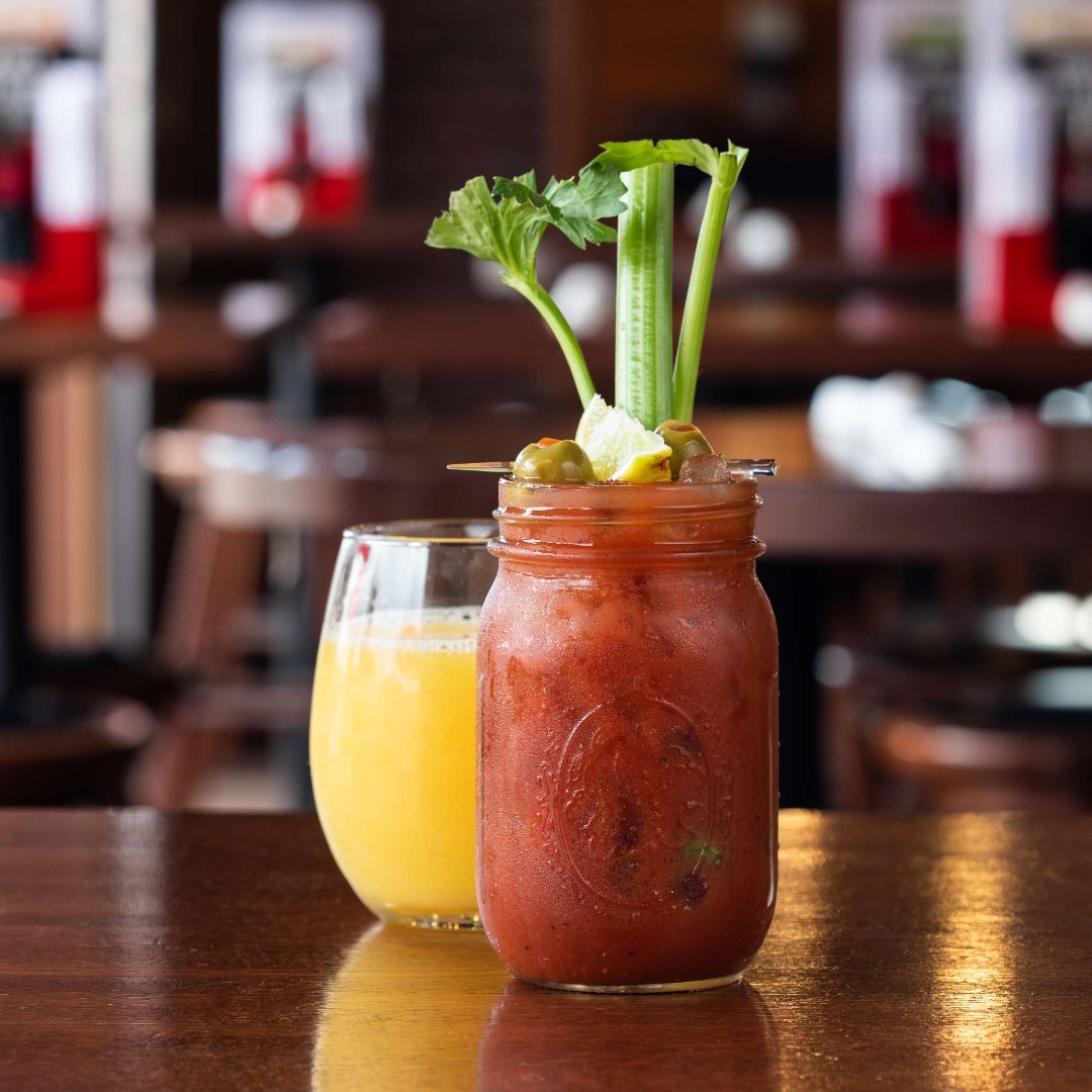 No such thing as Sunday scaries at Drake's with $5 Bloody Marys and Mimosas! ow.ly/BpFA50RmMqE