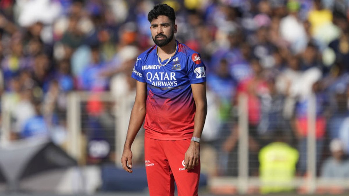 #IPL2024 #GTvRCB #MohammedSiraj 'There is no help for bowlers' @mdsirajofficial blames smaller grounds and flat wickets READ: toi.in/tZMAYY/a24gk