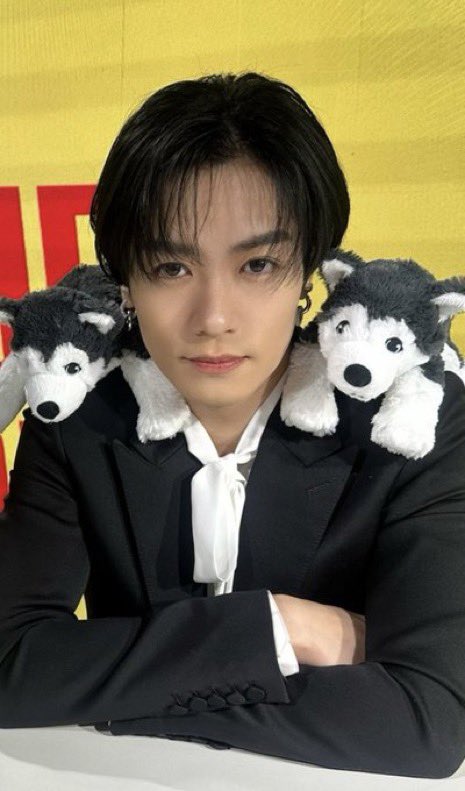 昨日は推しとお話ししてきた😭👍💕
暑すぎて壱馬に会う前に
溶けてなくなるかと思った…

あと若作り頑張りました😭💦
いい思い出ができました💕