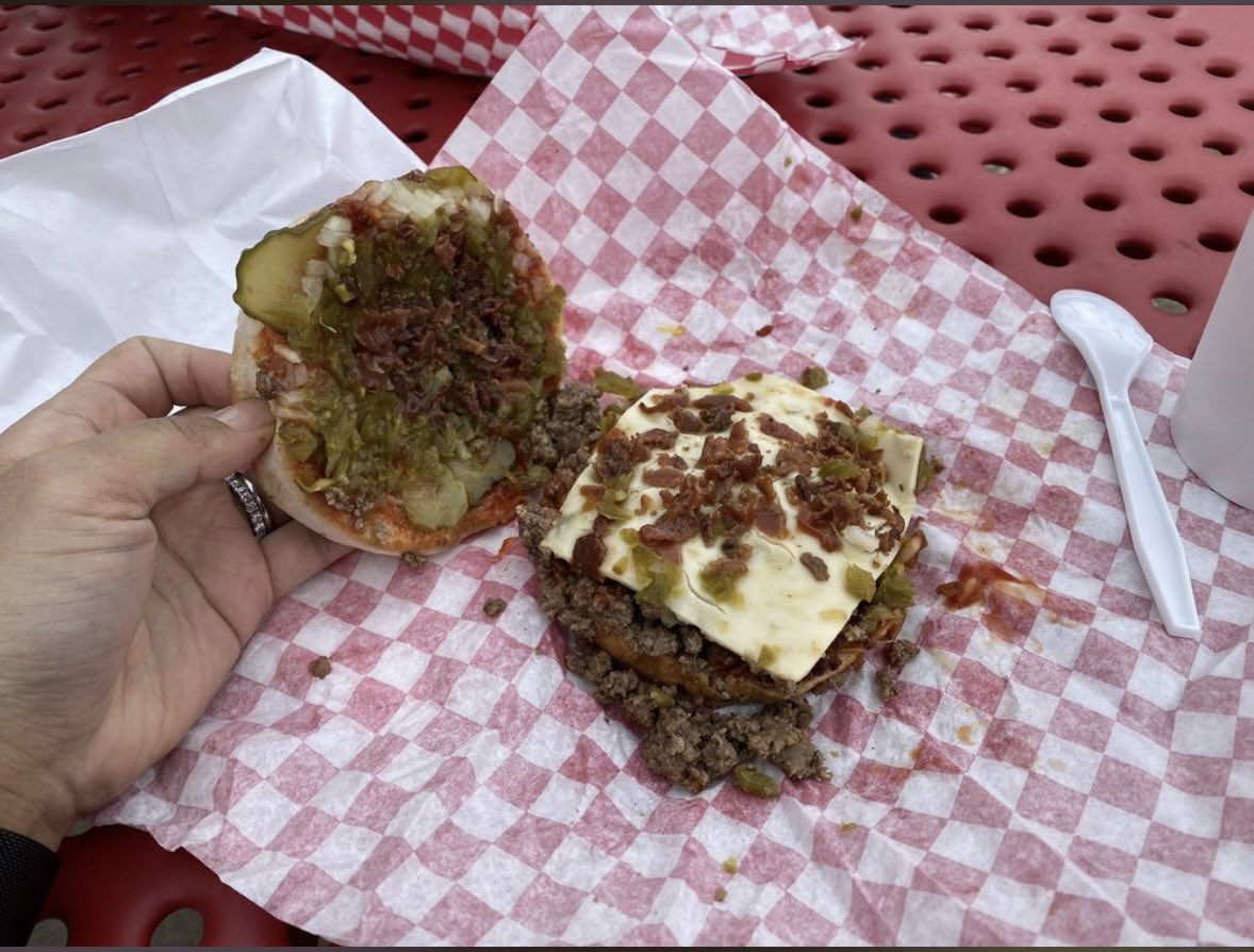 Chey Cab tweet media