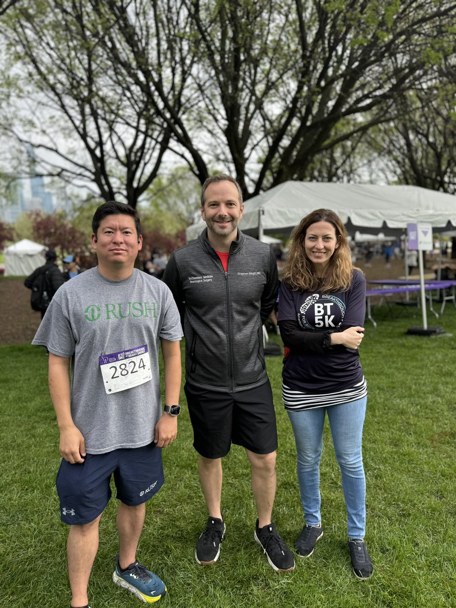 Huge shoutout to our amazing speaker panel for answering common #BrainTumor questions before today’s #Chicago #BT5K! #BTSM #ChicagoRun