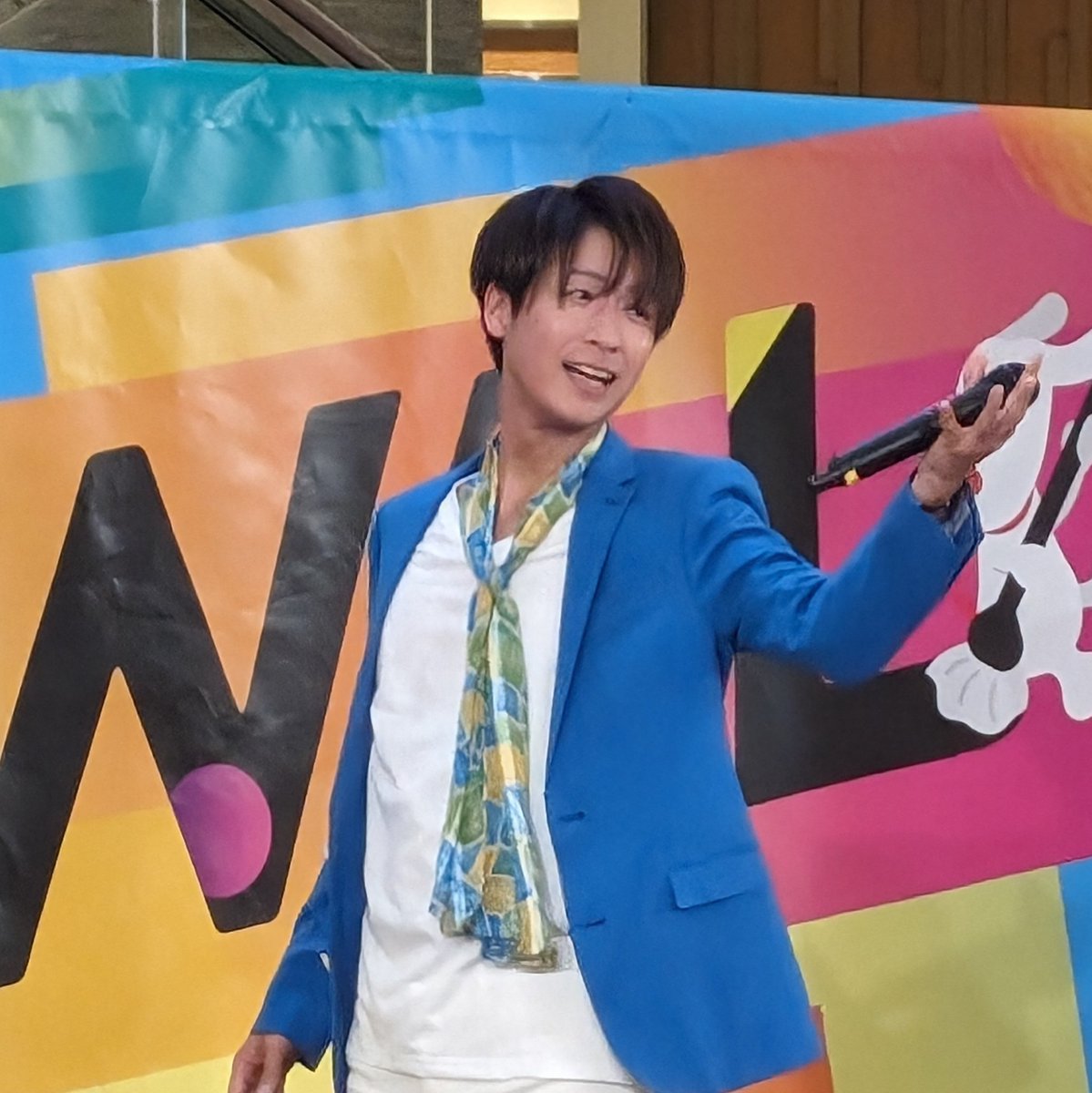 material_naomin's tweet image. アリオに買い物に行ったら、
たまたま見掛けたんだけど、
何か懐かしくて聞いてた。
『スマイル』聞くとは思わなかった🤣
頑張ってる姿見れて良かった☺️
#EverZOne 
#HIROKI