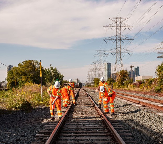 Marc Buncher (@marc_buncher) on Twitter photo Safety is key in the rail industry – in manufacturing, out in the field, and in daily train operations. Across North America our team is hard at work, and I am proud of #TeamSiemens for their continued dedication to keep trains and passengers safe. <a href="/SiemensMobility/">Siemens Mobility</a> Safety is key in the rail industry – in manufacturing, out in the field, and in daily train operations. Across North America our team is hard at work, and I am proud of #TeamSiemens for their continued dedication to keep trains and passengers safe. <a href="/SiemensMobility/">Siemens Mobility</a>