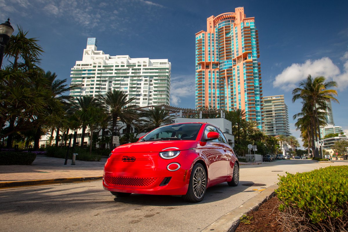 RED's tweet image. The FIAT (500e)ᴿᴱᴰ is now available in US dealerships! Announced at #CGI2023, the (500e)ᴿᴱᴰ is @Stellantis&apos;s first fully-electric vehicle in the US. As part of @FIATUSA’s partnership with (RED), the car will support life-saving programs where they&apos;re needed most.