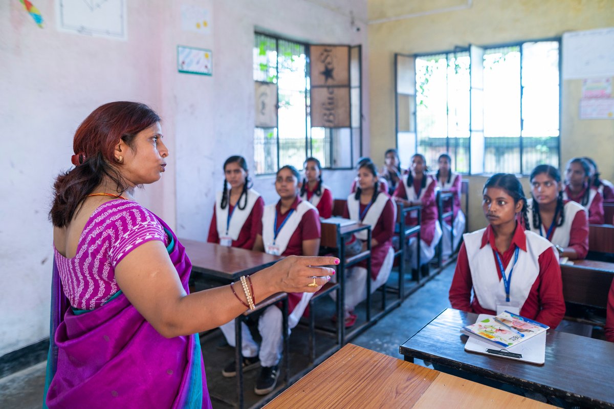 #Menstruation misconceptions can lead to adolescent girls missing out on important daily activities, including attending school. See how @Nutritionintl supported a #MenstrualHealth management project in Chandauli District,Uttar Pradesh 🇮🇳 nutritionintl.org/news/all-field…