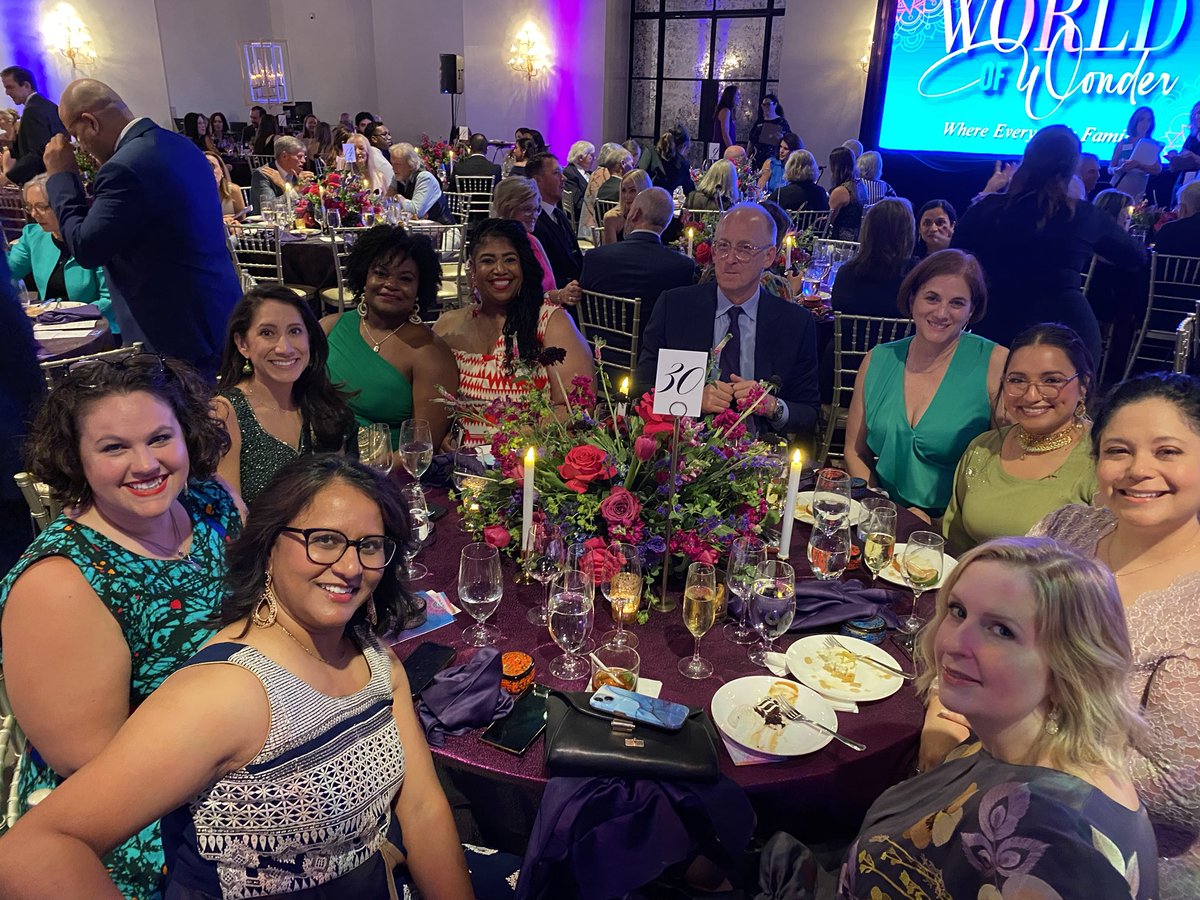 It was a fun evening hanging out with my ⁦@TexasChildrens⁩ #transplant friends at the ⁦@NorasHomeTMC⁩ gala! The ⁦@COTA_ORG⁩ Crew will be back in #HOU again soon! #GiveHope #COTAHope