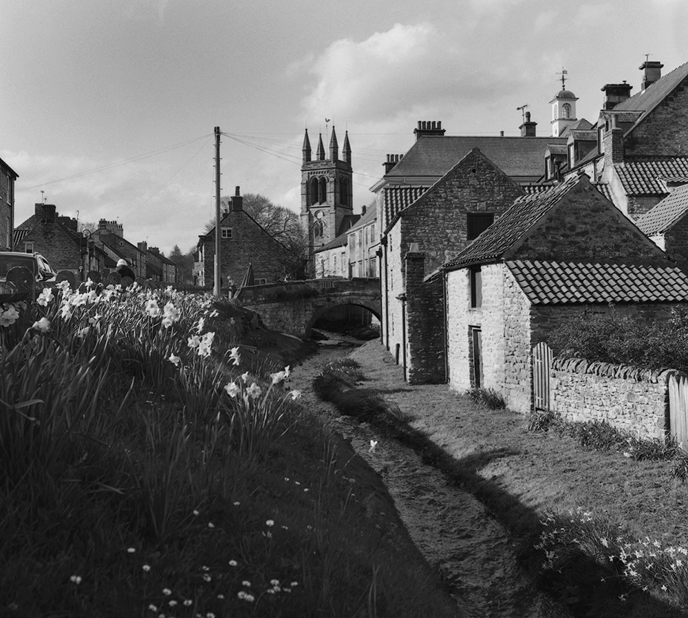 It isn't often that I take chocolate box images, I usually like to find a different view, but I guess when in Rome or in this case Helmsley, North Yorkshire. Taken on my Rolleicord Vb. Film Kentmere 100. #analogphotographer #kentmere100 #ilford #film #filmcamera #filmphotography