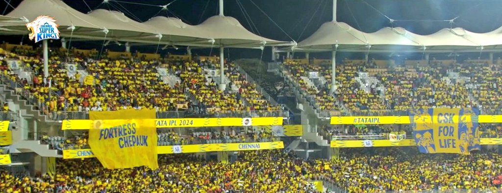 Unreal fandom man, Just bow down to the greatest MSD and CSK!🦁💛