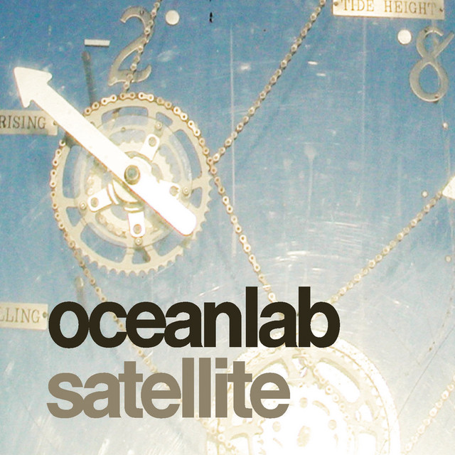 Time for a bit of vocal trance at #19. OceanLab are a New Entry and peaking at that position with Satellite, their highest-charting single. #ATGR #MadWaspRadio