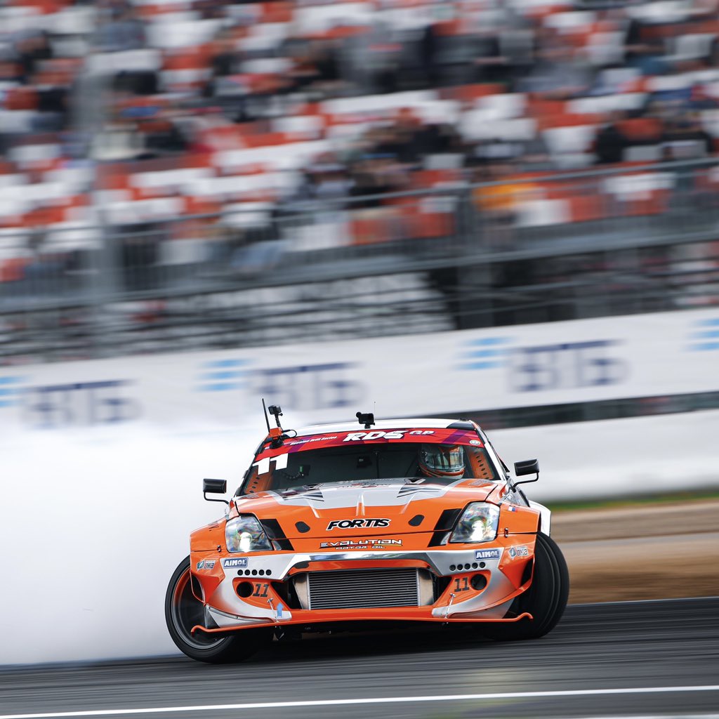 🏅 ПОБЕДИТЕЛЬ КВАЛИФИКАЦИИ 1 ЭТАПА RDS GP 2024 — пилот команды Evolution Yuka ADV by Одержимые Моторспорт Владислав Попов!

Первую попытку пилота судьи оценили в 96,5 баллов. Поздравляем! 🎉

📺 Смотрите парные заезды по подписке на rdstv.ru