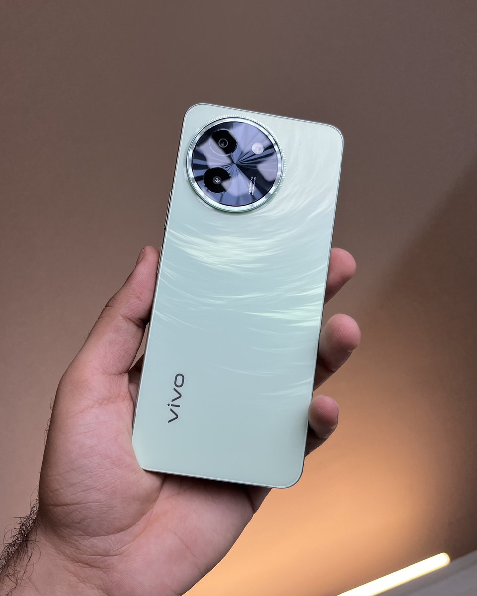 Giveaway Alert 🚨 Today, I’m giving the 1 vivo T3x 5G to one of the #TeamBehal Members. Rules: 1) Follow me ( Followers Target 1801 ) 2) Like this post ( Like Target 3k ) 3) Answer the Simple Question 4) Keep engaging with other upcoming posts. Q- How much mAh battery is in