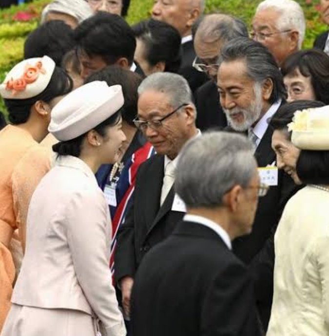 ＃敬宮愛子さまを皇太子に  
#憲法違反の皇室典範改正案に反対します

敬宮さまと
北大路欣也さんご夫妻の笑顔

春の園遊会