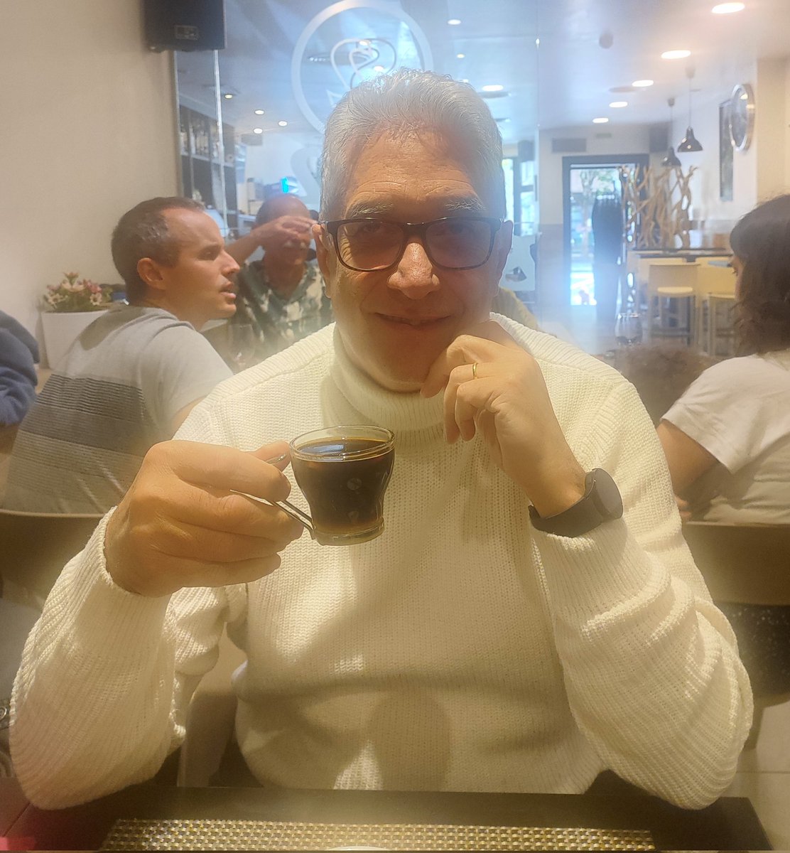 No hay nadie que haga un carajillo como @elyhuarte88  !!
👍👍👍