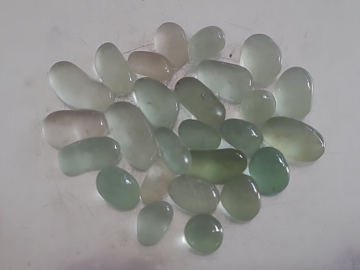 😍Lots of new listings of #vintage #seaglass ovals for #seaglassjewellery
 🌊Bulk quantities, shapes, sizes & colours
😍Check my ebay
🌎ebay.co.uk/usr/seaglassst…
🇬🇧FREE UK P&P
🌎Post Worldwide
 #crafting #upcycle #SeaGlassJewelry #seaglassart #seahamseaglass #craftbizparty