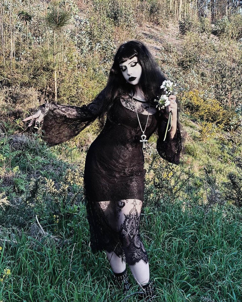 what should we name this look?! dark elegance or gothic chic? 🖤🦇 via Instagram@gallaxydoll #ROMWE #gothgirl #gothaesthetic #altfashion #altgirl #outfitinspo