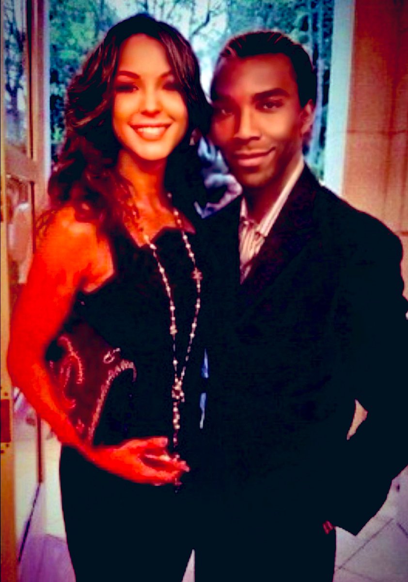 AGEFINE SPORTS 
with Ronnie C. Wright 
SPLASHBACK SUNDAY ☀️🥂
At the Peninsula Beverly Hills 
with my friend @ImEvaLaRue 
GREAT DRAFT 🏈