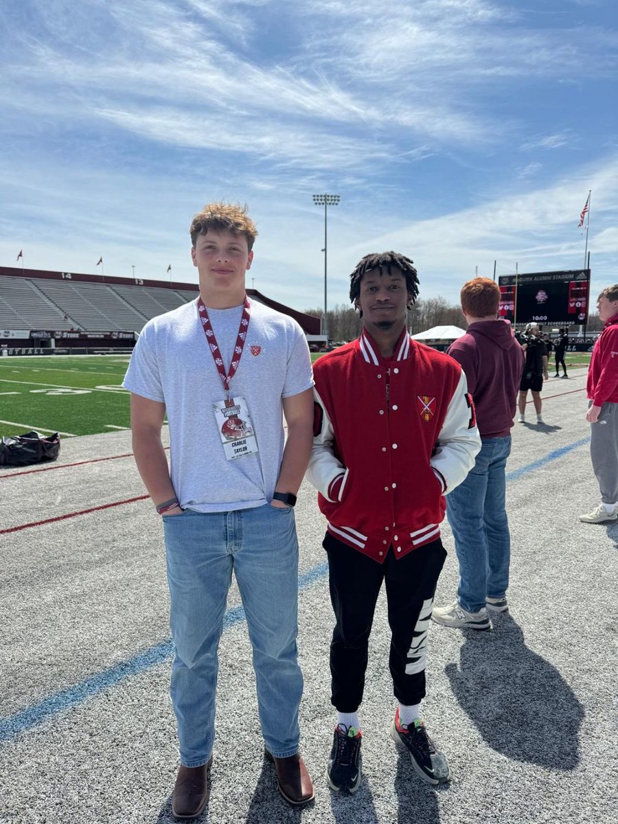 Had a great time at the @UMassFootball spring game! Thank you @CoachRoPo @coachbenalbert for having me! @SPSFootballNH