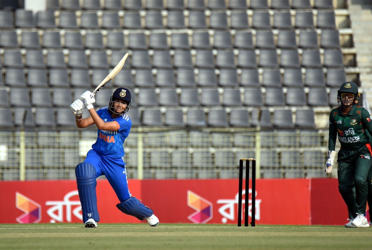 #INDWvsBANW | India defeat Bangladesh by 44 runs in the first women's International #T20I at Sylhet Bowler Renuka Singh took 3-18 helping #India bowl out #Bangladesh for 101 in response to a modest 145-7 made by it batting first.