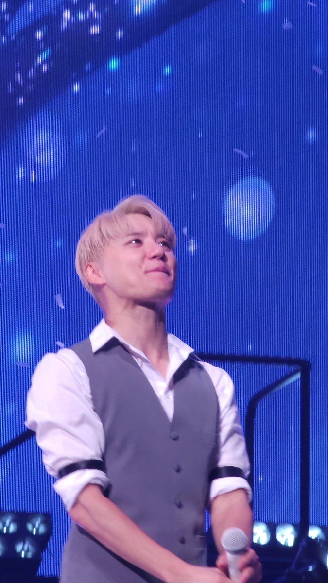 GOCONUT_XIA's tweet photo. 사랑해 https://t.co/cGafO7INPM