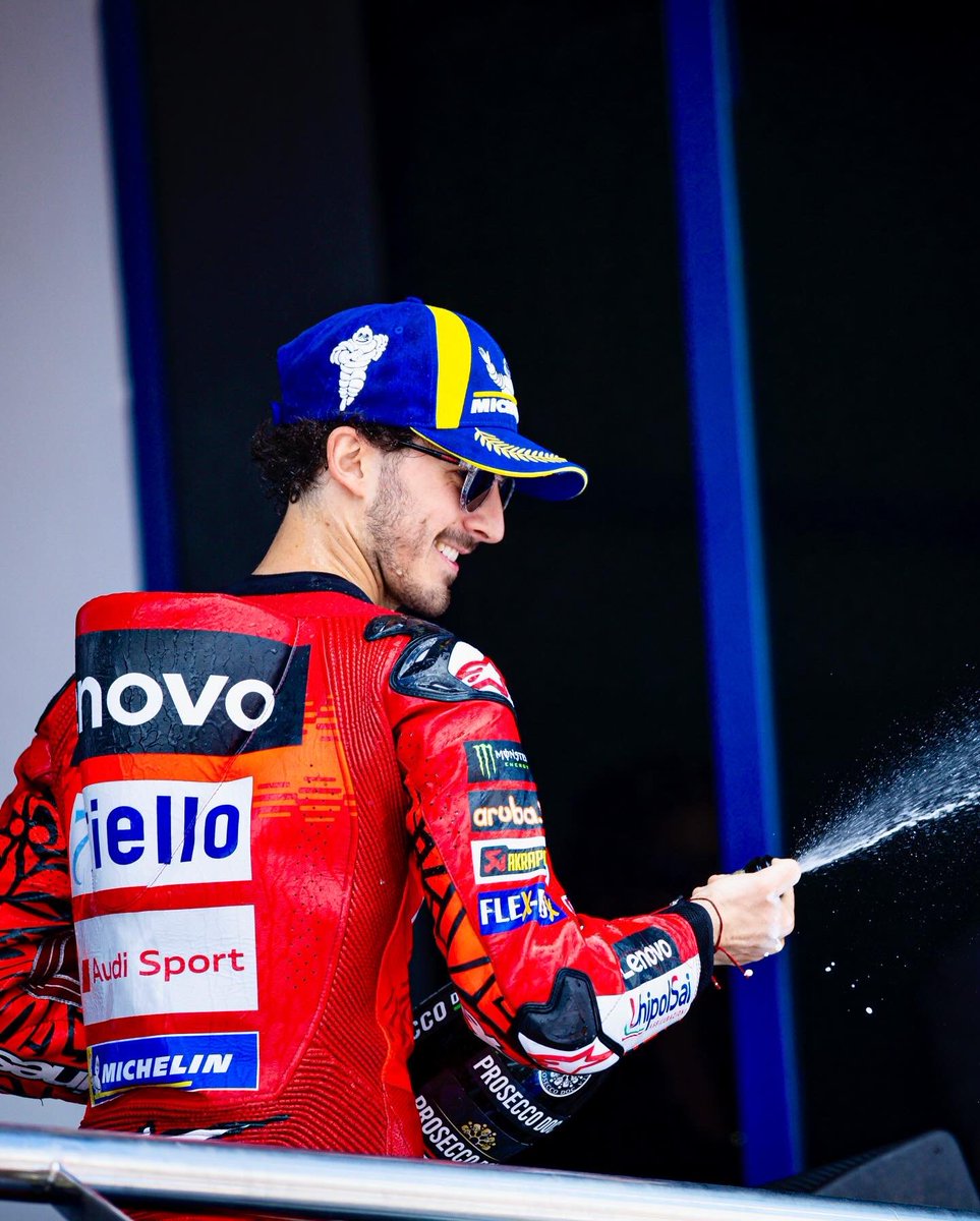 PeccoBagnaia tweet picture