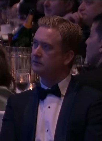 The fact that the cameras kept panning to show Peter Doocy from Fox News and how unhappy he was at the White House Correspondents’ Dinner kinda made it even better.

🍿