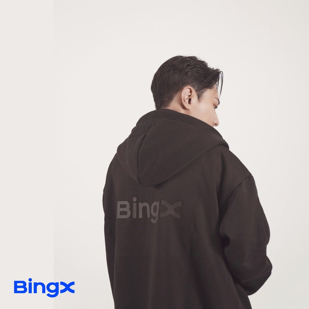 BingXLatino tweet picture