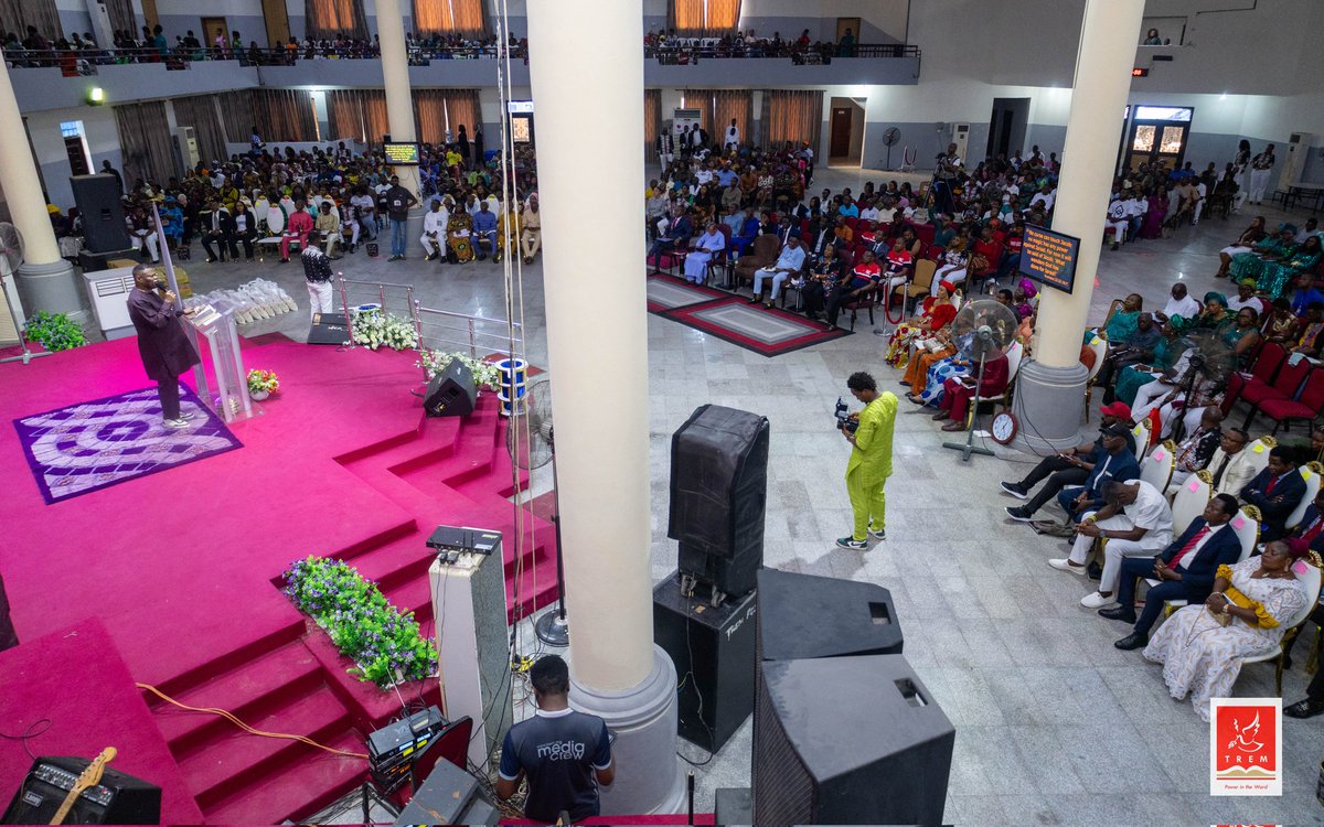 Matthew 9:8 ~ Now when the multitudes saw it, they marveled and glorified God, who had given such power to men.

Multitudes gathered to hear God's word at #ThisIsGod with @drmikeokonkwo ....🔥🔥🔥🔥

#TREM #TREMFESTAC #DangerouslyBlessed
@festaconline @drpeaceokonkwo